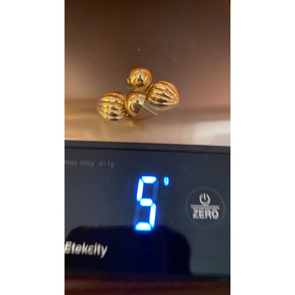 14K Yellow Gold Door Knocker Earrings Pierced Ribbed 5 gm 1.20” Long - Picture 5 of 5